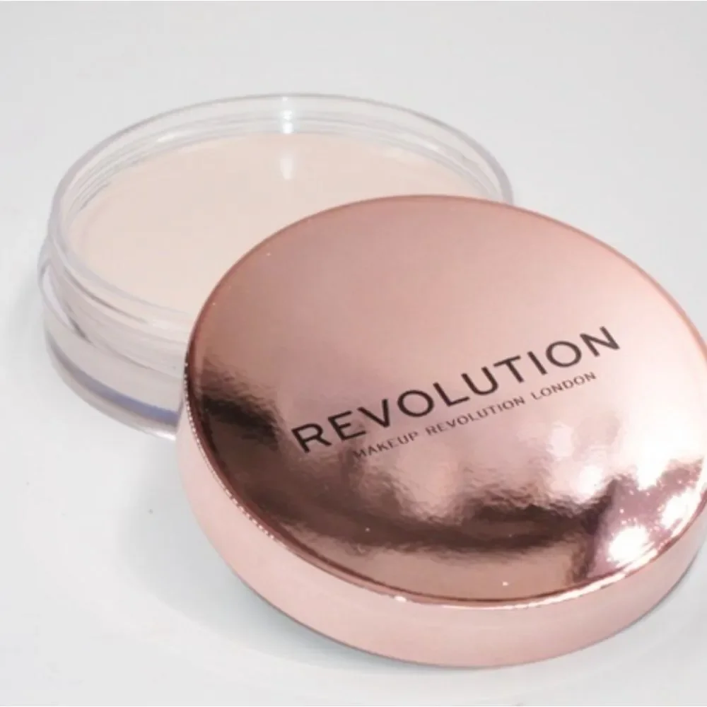 Revolution‎ Beauty Conceal & Fix Pore Perfecting Primer